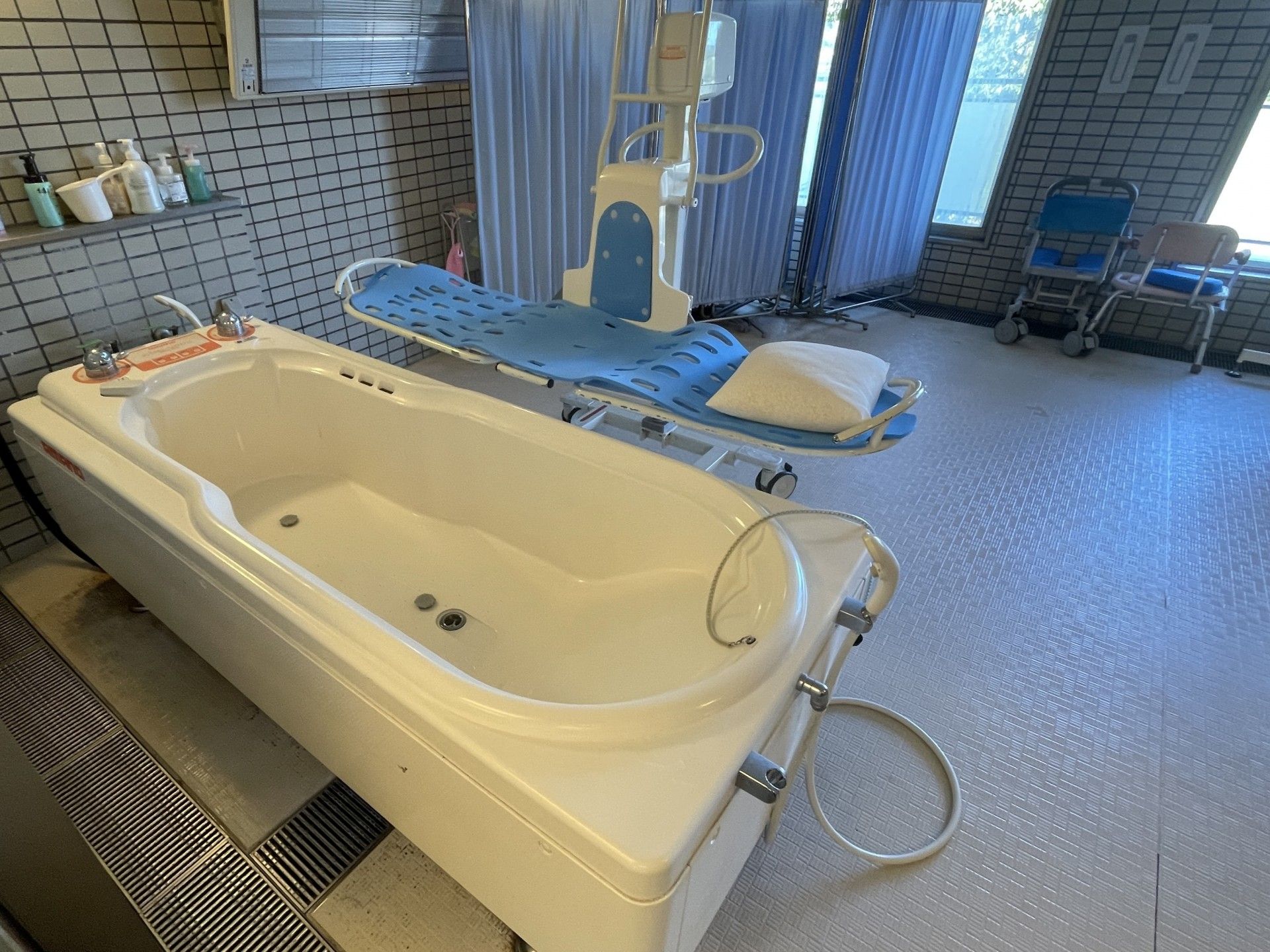 広い浴室の設備