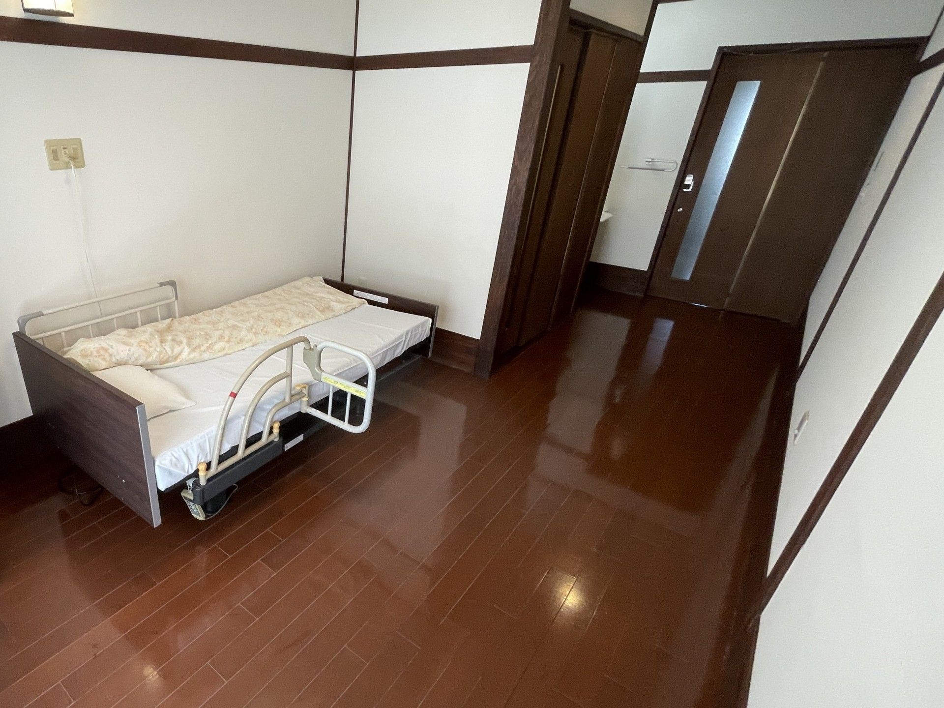 落ち着いた雰囲気の居室