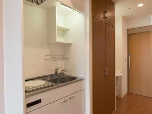 キッチン、収納、玄関