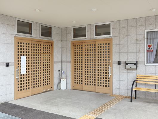 エントランス外観