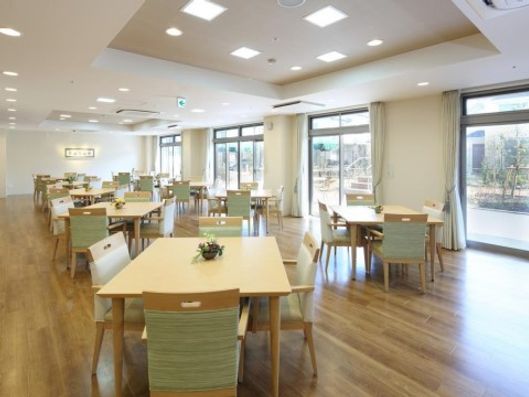 1F ダイニングルーム兼機能訓練室
