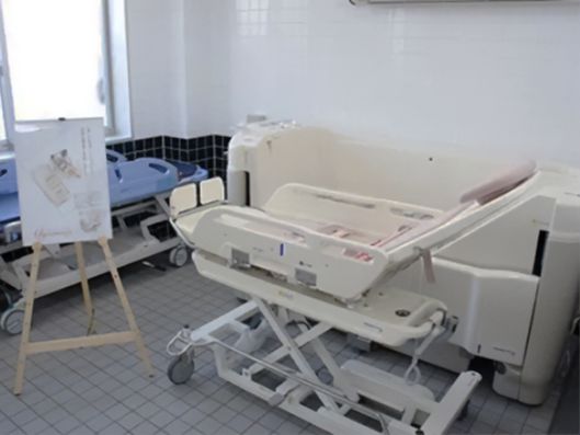 機械浴室