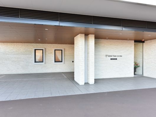 エントランス（外観）