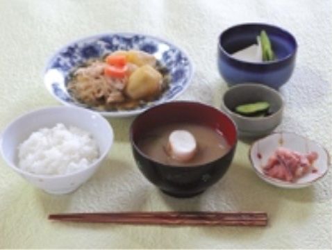 「福寿庵」のお食事。季節のお料理も提供している。