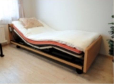 「福寿庵」の居室。くつろげる工夫がされている。