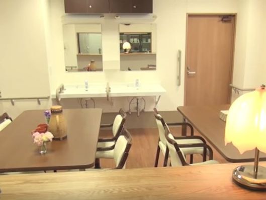 キッチンから見た共有スペース