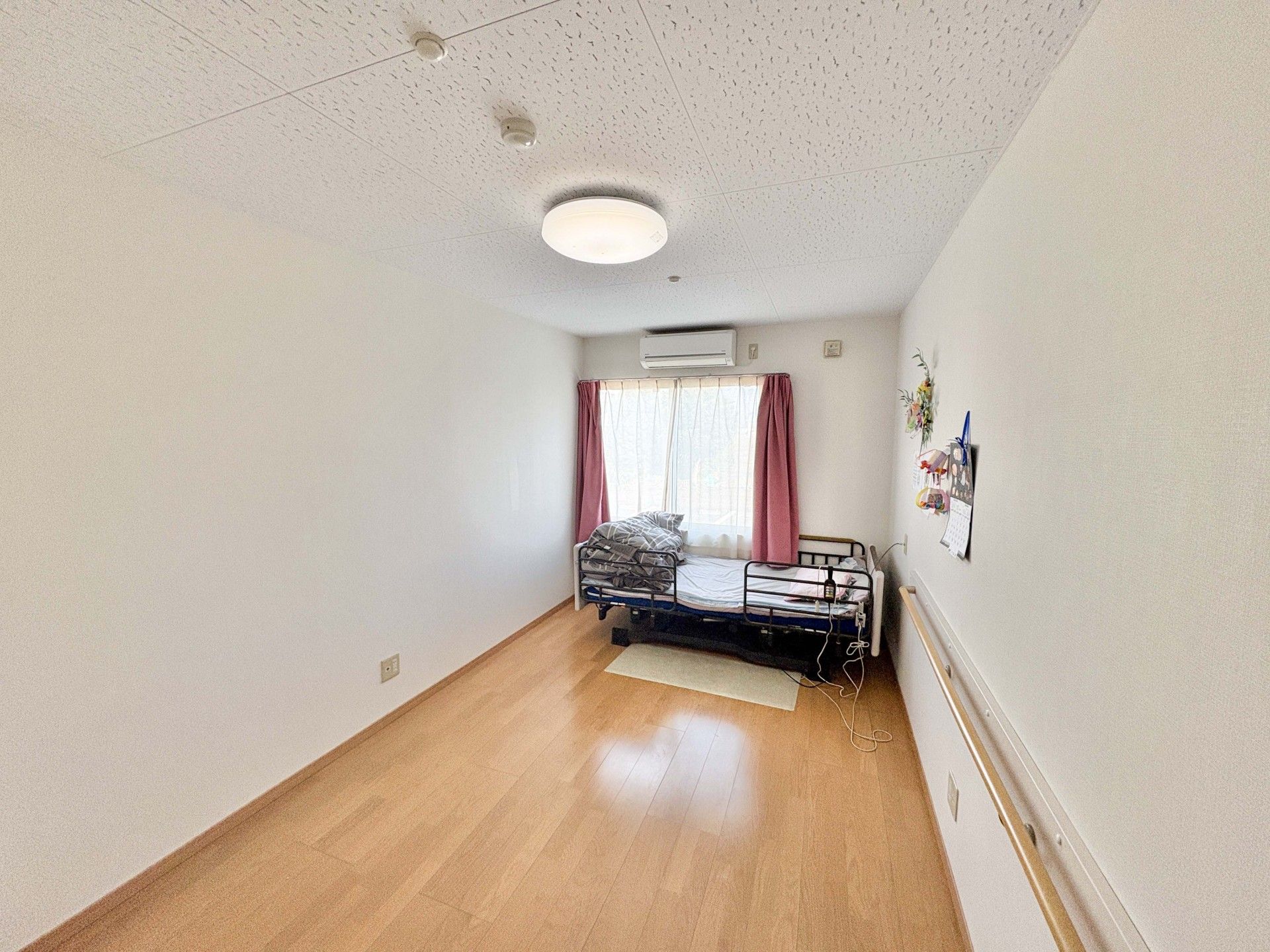 シンプルな個室