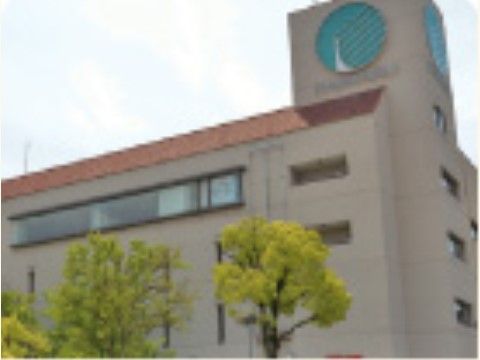 施設のちかくに、大型のデパートがある。気晴らしのお出かけやご家族とショッピングなどに利用されている。