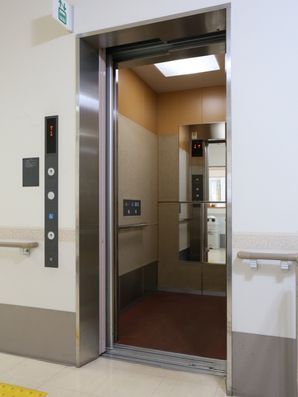 エレベーター