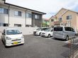 広々とした駐車場