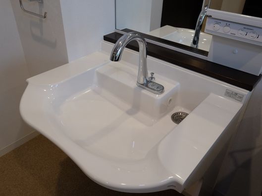 使いやすい高さの洗面台