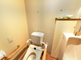 暖かみのあるトイレ空間