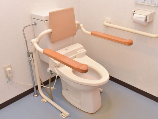 手すり付きお手洗い