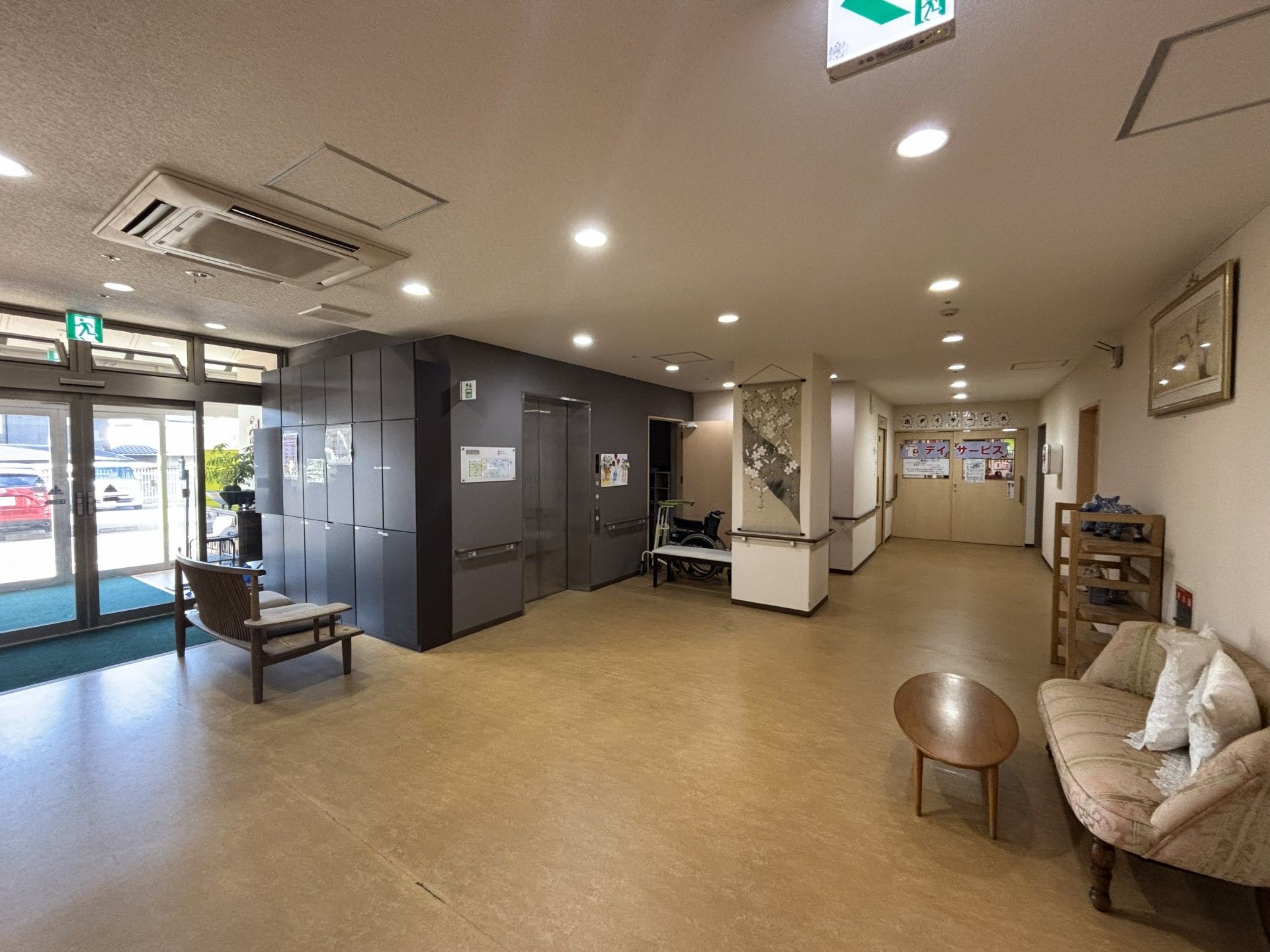 広々としたエントランス