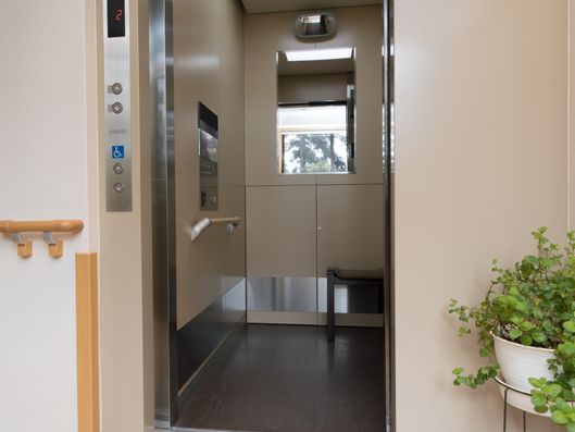 エレベーター