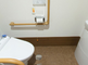 バリアフリー対応のトイレ設備