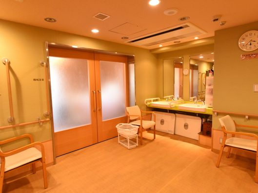 機械浴室脱衣所内部の様子