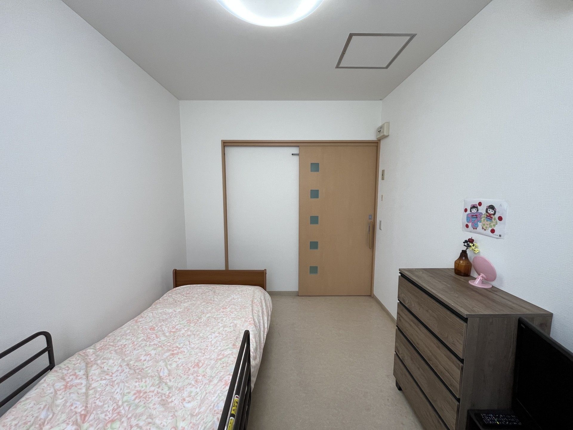 シンプルな個室