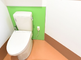 介護施設の明るいトイレ空間