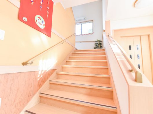 階段もエレベーターもバリアフリー