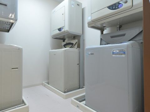 「クラシオテラス日光物語」洗濯機兼乾燥機。居室内に完備してあるので便利です。