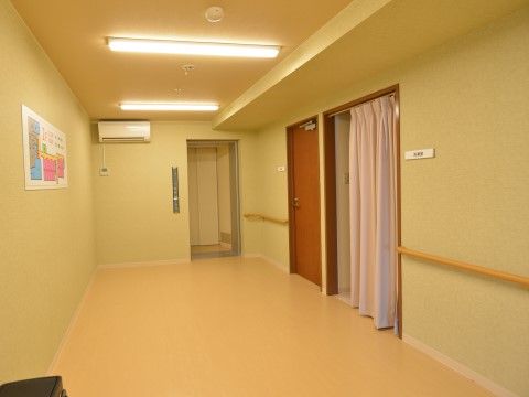 「クラシオテラス日光物語」エレベーター。スペースには余裕を持たせています。