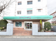 介護施設の外観と周辺環境