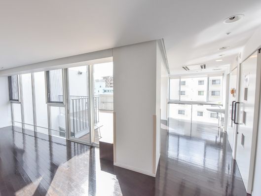 ビルならでは採光