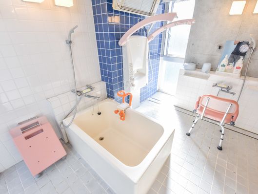 設備が整ったバスルーム