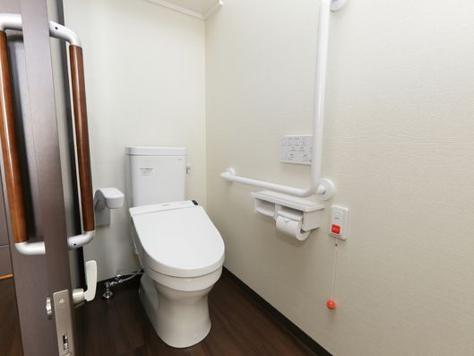 お部屋に備え付けられたトイレ