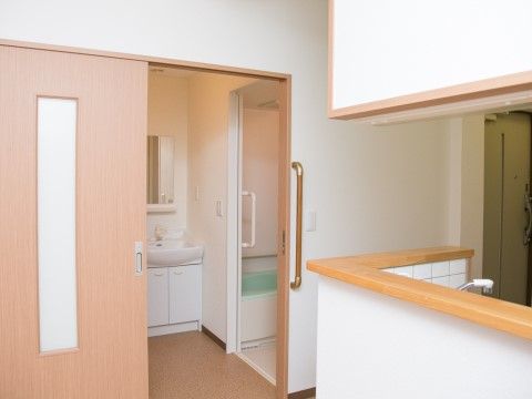 「ふくふく荘」の居室。プライベートを確保できる個室。