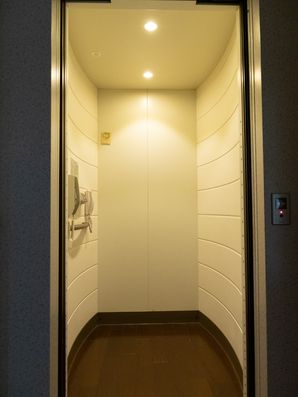 エレベーター