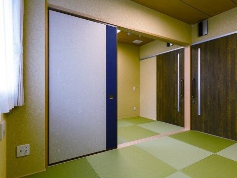 広々とした和室の一角