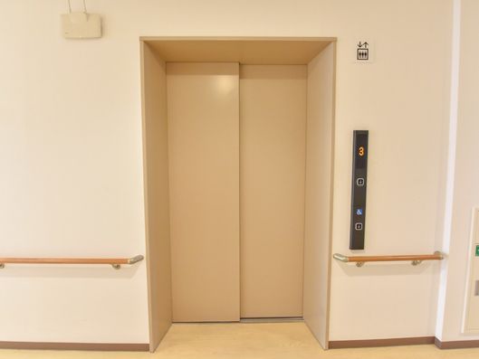 エレベーター