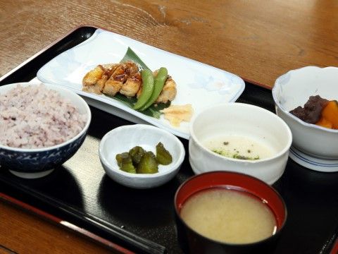 「ウェルハイム・東京」お食事。栄養満点のお食事をご用意させていただきますので、ご安心ください。