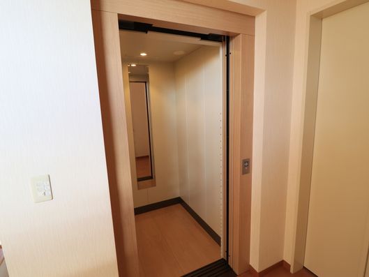 エレベーター