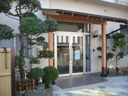 建物の入り口