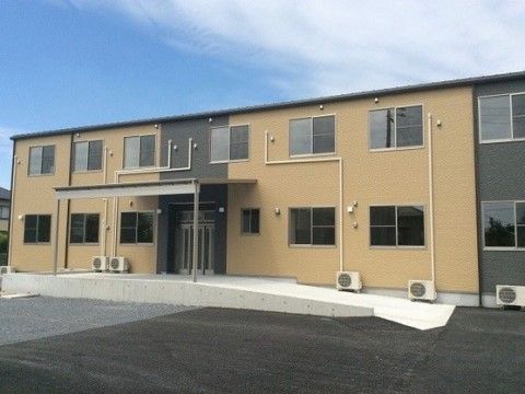 ２階建ての介護施設