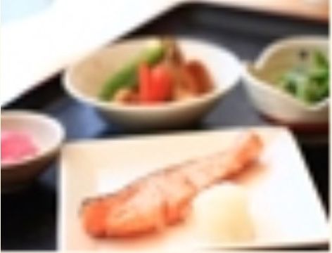 栄養バランスの取れた食事提供