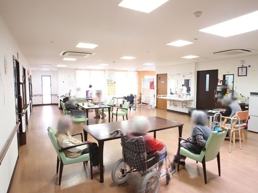 悠々とした談話スペース