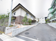 住宅街の静かな通り