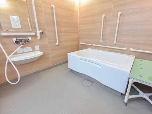 車椅子でも入れる浴室