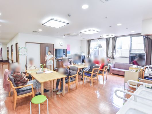 談話スペースの設備