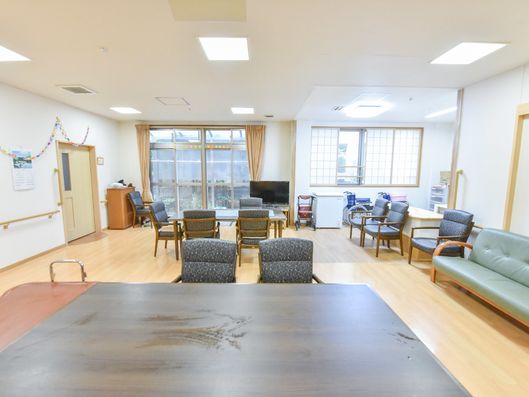 広々と使えるテーブル