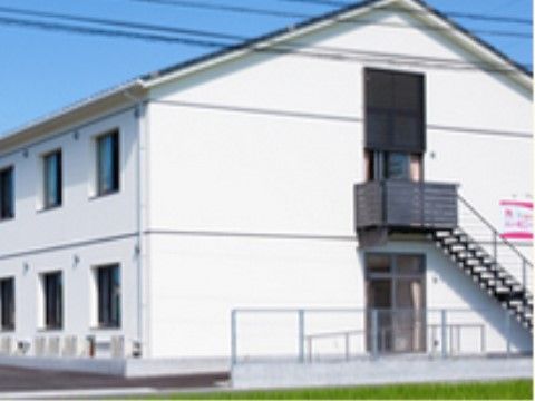 施設では、安心いただける料金プランを用意している。体験入居を随時受け付けているので気兼ねなく相談していただける。