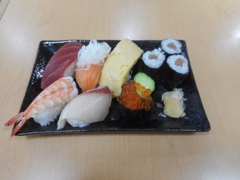 「ガーデンコート花島」お食事1