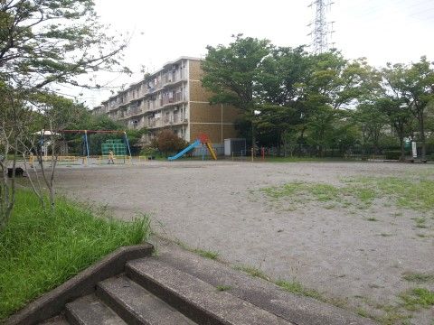 施設の近隣にある公園。