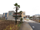 閑静な住宅街に面した道路
