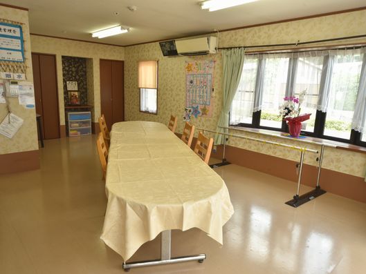 リビングダイニング