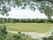 施設のすぐ近くには、緑に囲まれた公園がある。散歩で利用することができ、外の空気を吸ってリフレッシュできる。